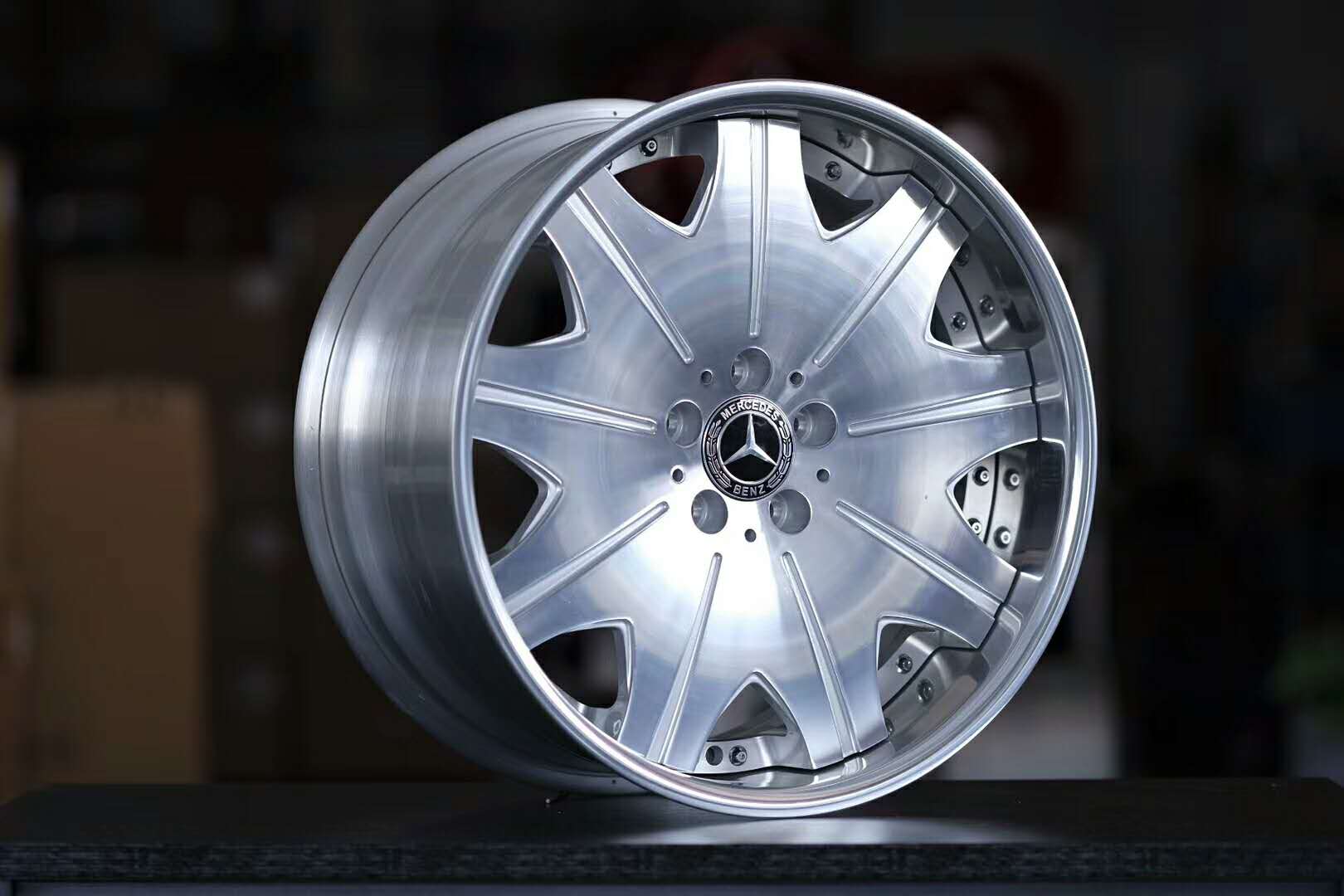 Custom Wheels & Aftermarket Rims for Cars and Trucks